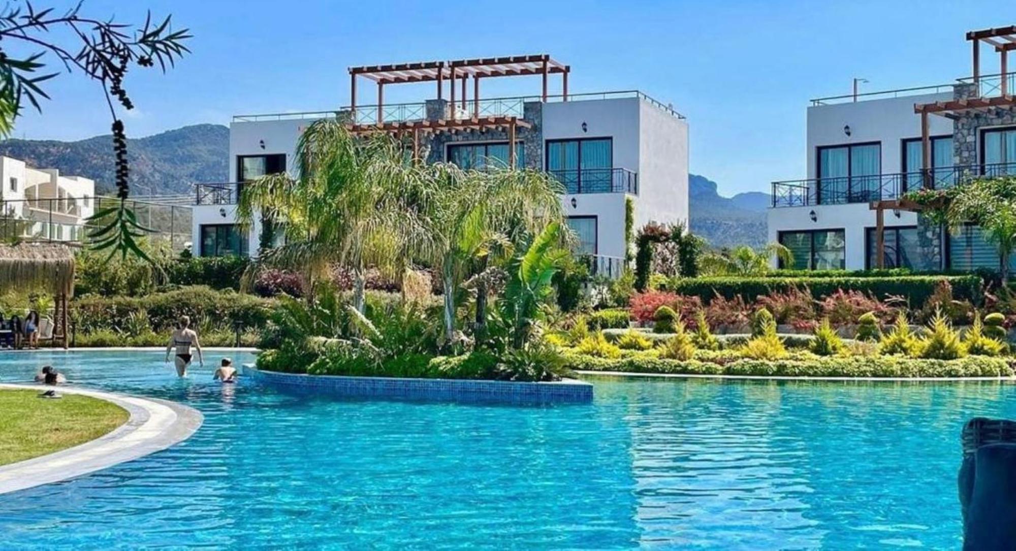 Apartmán Luxurious Seafront Penthouse Kyrenia  Exteriér fotografie